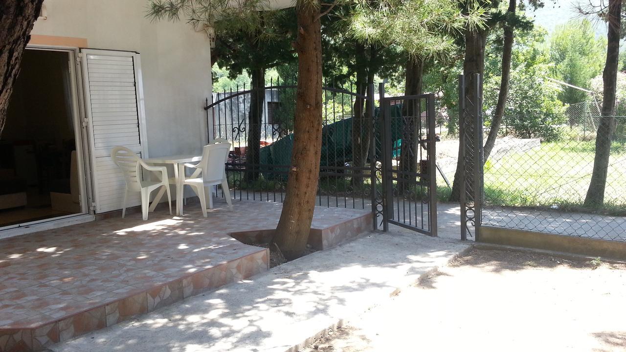 Vila Branka ชานจ์ ภายนอก รูปภาพ